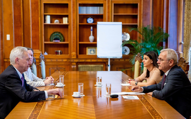 Dragnea, după întâlnirea cu ambasadorul Hans Klemm: Principalul subiect de discuţie a vizat consolidarea Parteneriatului Strategic, care reprezintă o prioritate a agendei de politică externă a României