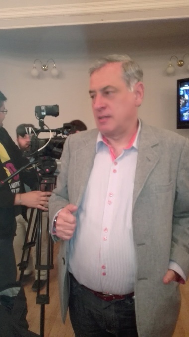 FDGR subliniază din nou că este reprezentantul legitim al minorităţii germane, constituit în baza Constituţiei, şi precizează că va sesiza instituţiile din Germania