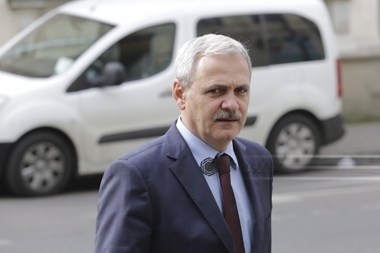 Firea: Din punctul meu de vedere, Liviu Dragnea ar trebui să se retragă. Dacă nu schimbă total modul de lucru, cred că o retragere ar fi benefică pentru partid şi pentru ţară