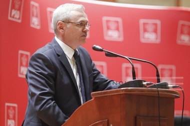 Dragnea, de Anul Nou Evreiesc: Aceste zile sunt un prilej deosebit pentru a medita la faptele trecute, la schimbarea celor rele în bine. Este o ocazie de a reafirma respectul şi solidaritatea mea, consideraţia pe care o acord comunităţii evreieşti