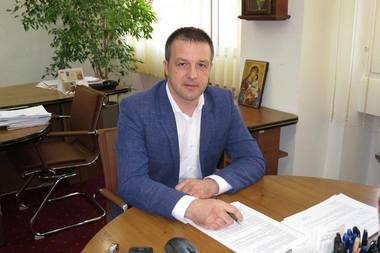 Vicepreşedinte PSD Brăila: E necesară o nouă abordare în PSD, iar cei care au evitat dialogul trebuie să plece pentru a nu ajunge să fie scoşi pe uşa din dos