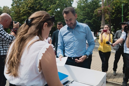Primăria Arad invocă o lipsă de funcţionari pentru procedura întârziată de validare a semnăturilor USR din campania ”Fără penali”