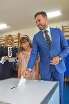 Gheorghe Falcă: Luptele interne din PNL nu trebuie aduse în faţa publicului pentru acest referendum, la care membrii au fost lăsaţi să-şi manifeste opţiunile