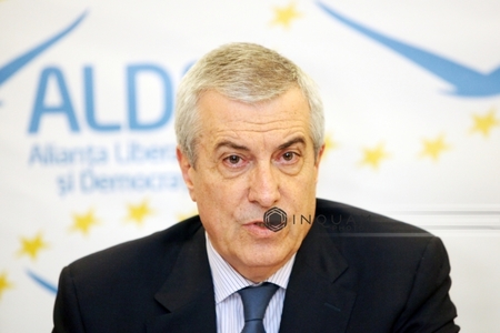 Tăriceanu:  În condiţiile războiului politic total, România nu e pregătită să preia preşedinţia Consiliului UE. Acordul pe justiţie propus de ALDE, unul din ultimele trenuri pentru gestionarea cu succes a preşedinţiei Consiliului UE