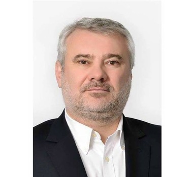 Gigel Ştirbu (PNL): Toader va fi remaniat în urma moţiunii simple, la care PSD va asigura voturile necesare, pentru a o putea numi interimar pe Carmen Dan la Justiţie, care să dea mult dorita amnistie pentru ocrotitorii ei
