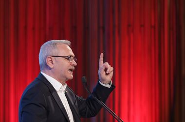 Dragnea: Am speranţe că vom reuşi să destructurăm acest stat paralel. Nu e condus de Iohannis, el e doar o păpuşă, un beneficiar