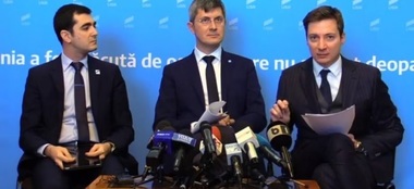 Consultantul Andrei Caramitru, fiul actorului Ion Caramitru, s-a înscris în USR: Fac asta pentru bunicul meu omorât în închisorile comuniste şi pentru copiii mei 