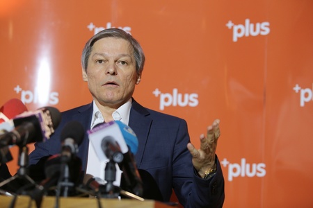 Cioloş: Relaţia cu PNL şi cu preşedintele Iohannis este una de deschidere din partea noastră