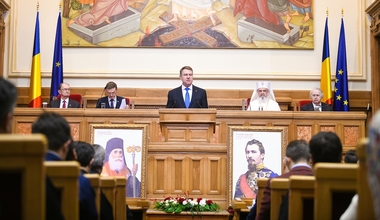 Iohannis: Momentul istoric 1859 a fost posibil pentru că elitele acelei perioade şi-au propus ţinte înalte. Pentru atingerea acestor obiective naţionale au întărit legea, nu au slăbit-o, au construit instituţii, nu au încurajat abuzul de putere. FOTO