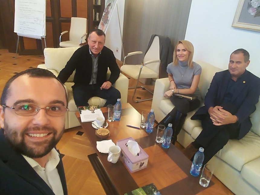 Şeful Tineretului Social-Democrat, alături de Firea, Stănescu şi Neacşu 