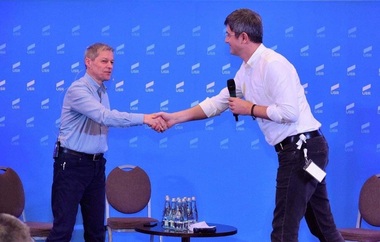 UPDATE: Alianţa 2020 USR+PLUS a fost aprobată de cele două partide/ Cioloş şi Ghinea deschid lista candidaţilor la europarlamentare / Cioloş, despre o candidatură la prezidenţiale: ”Orice opţiune e deschisă” - VIDEO