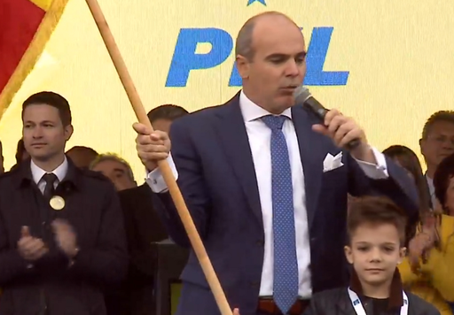 Miting PNL la Braşov - Rareş Bogdan: Domnule Meleşcanu, nu vă petreceţi sfârşitul vieţii în puşcărie, nu blocaţi votul diasporei! / Blaga: Suntem în competiţie nu doar cu PSD, ci cu toţi cei care au depus liste electorale - VIDEO