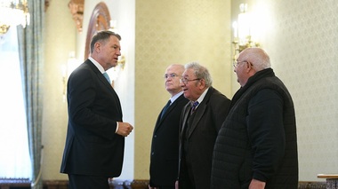 Întâlnirea Iohannis - PSD - Ioan Muntean: Am cerut să semneze decretul de revocare a lui Lazăr şi a spus că o să vadă/Propunerile de întrebări pentru referendum s-au referit la ocuparea de funcţii publice de către foşti torţionari