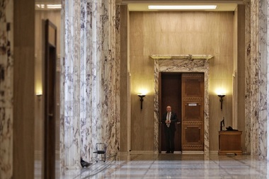 UPDATE: Toader: Merg la Guvern şi îi prezint doamnei prim-ministru demisia din funcţia de ministru al Justiţiei
