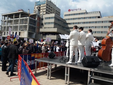 Liberalii ieşeni cer PSD să explice de ce instituţii din subordinea Consiliului Judeţean au fost folosite la Conferinţa Judeţeană la care a fost prezent Liviu Dragnea