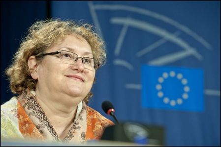 Renate Weber: Nu am nici o dată care să susţină că Guvernul va adopta o OUG referitoare la modificarea pragului de validare a referendumului