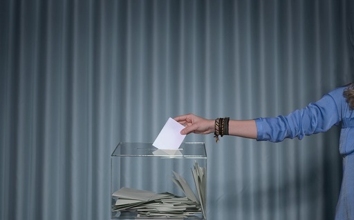 Barometrul de Opinie Publică – Peste 39% dintre români vor merge „sigur” la vot pe 26 mai. PSD şi PNL, scoruri apropiate în intenţiile de vot