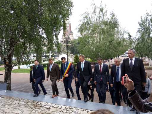 Iohannis: PSD a promis marea cu sarea şi nu a făcut nimic; i-a minţit pe români şi acum caută vinovaţii la Bruxelles