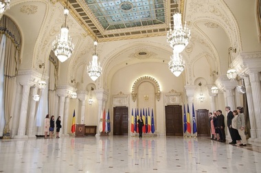 Noii titulari de la Justiţie, Dezvoltare şi de la Ministerul pentru românii de pretutindeni au depus jurământul / Iohannis nu a transmis niciun mesaj - VIDEO