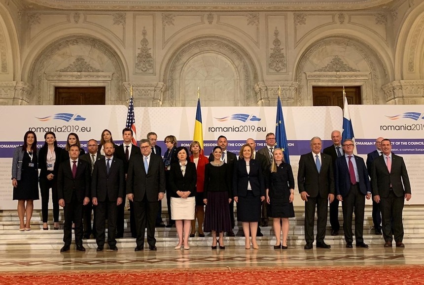 Declaraţie comună, adoptată la reuniunea UE - SUA la nivel ministerial în domeniile justiţie şi afaceri interne, desfăşurată la Bucureşti