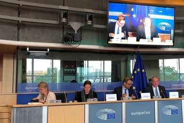 Europarlamentarul Iuliu Winkler, reales vicepreşedinte al Comisiei pentru Comerţ Internaţional a Parlamentului European