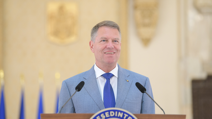 Iohannis, mesaj de Ziua Aviaţiei: Forţele Aeriene Române trebuie să continue procesul amplu de modernizare, ca parte a consolidării posturii de apărare a României, în concordanţă cu deciziile NATO