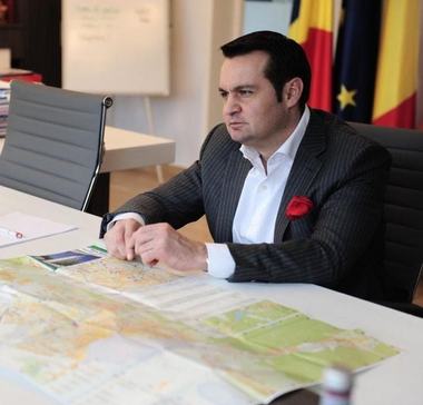 Primarul Cătălin Cherecheş anunţă că DNA a clasat un dosar care-l viza şi care a fost deschis în 2013; clasarea va avea efect şi asupra altor dosare aflate pe rol, crede edilul, care anunţă că va candida pentru un nou mandat