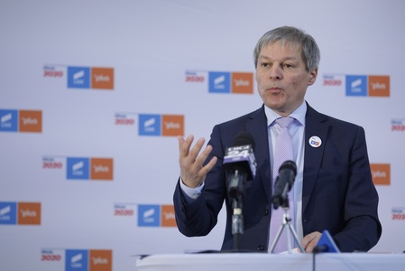 Dacian Cioloş a transmis un mesaj de susţinere a lui Dan Barna: Dan nu va fi nici preşedinte-jucător, nici preşedinte-spectator, va fi un preşedinte-arbitru, un mediator - VIDEO