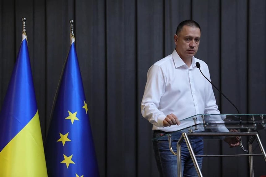 Mihai Fifor: Este fals că PSD se agaţă de guvernare. Plecăm mâine dacă trece o moţiune de cenzură şi vine cineva care să asigure funcţionarea României, dar nu trece pentru că nu există o alternativă