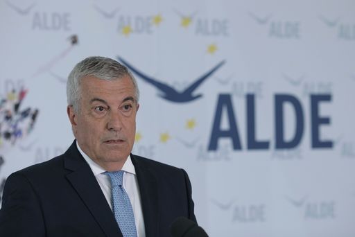 Tăriceanu: BEC a decis că Mircea Diaconu nu are dreptul la reprezentanţi în secţiile de votare. Doamna Dăncilă, atât de tare vă sperie candidatul nostru? Când sapă groapa altuia, "orice om să-i fie frică"