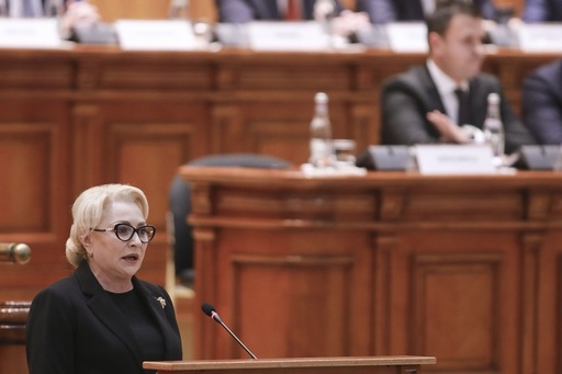 Moţiunea de cenzură a trecut. Guvernul Dăncilă pleacă - Iohannis: Rezolvat! Astăzi a câştigat România/ Partidele, convocate la consultări/ PSD nu va participa/ Dăncilă: Au fost şi colegi din PSD care au trădat/Declaraţiile liderilor politici/ Ce urmează 
