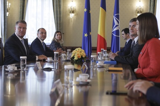 Consultări la Cotroceni - Orban: Vrem acord pe anticipate. PNL, dispus să preia guvernarea/ Barna: Am înaintat pactul pentru anticipate/UDMR: Avem nevoie de un Guvern /Tomac: Nu susţinem anticipate/ Anunţul Pro România - FOTO