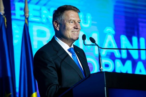 Iohannis: PSD a confirmat că nu a înţeles nimic din evoluţia politică. A chiulit de la consultări. Trebuie instalat urgent un guvern/ Nu vor exista tăieri de salarii şi pensii/ Luni sau marţi voi desemna premierul, se conturează un guvern PNL - VIDEO