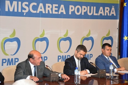 Traian Băsescu: PMP nu participă la guvernare, poate susţine punctual guvernul pe anumite chestiuni. Subiectul anticipatelor se discută inutil