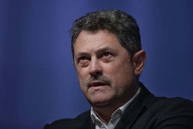 Marius Bota: PSD se îndreaptă în mod evident spre un dezastru iminent; Nu votul meu, sau al excluşilor, a determinat căderea Guvernului. Majoritatea era oricum pierdută