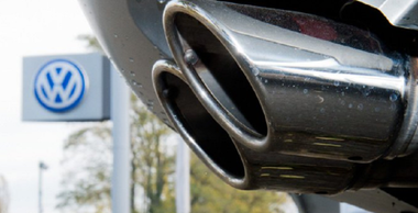 Orban, despre criticile lui Dăncilă cu privire la investiţia Volkswagen: Doamna Dăncilă, care a trecut prin Parlamentul European fără să-i rămână foarte multe urme, vine cu un fake news şi nicidecum cu o informaţie reală