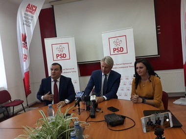 Eugen Teodorovici spune că majorarea salariilor cu 100 de lei s-ar putea regăsi în reducerea contribuţiilor