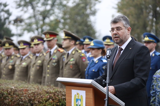 Ciolacu, de Ziua Armatei, către militari: Mă voi lupta pentru drepturile dumneavoastră, şi mă refer aici la pensiile militare pe care unii vor să le pună în altă categorie