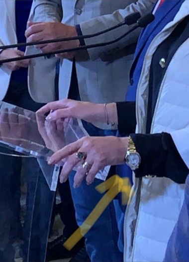 Florin Roman, liderul deputatilor PNL: Viorica Dăncilă nu a trecut in declaraţia de avere ceasul de aur, echivalentul a 119 pensii

