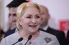 Dăncilă, cu care Iohannis a anunţat că nu va avea o dezbatere electorală, postează pe Facebook imagini cu şeful statului care refuză să răspundă la întrebările jurnaliştilor în conferinţă de presă - VIDEO