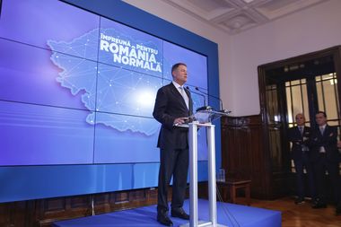 Iohannis: Şi Dăncilă şi mentorul domniei sale au crezut că nu contează ce face PSD şi că atacă justiţia şi statul de drept; rezultatul a fost catastrofal. Şi cu MCV şi cu Schengen am fost atât de aproape de a găsi soluţii. Replica lui Dăncilă
