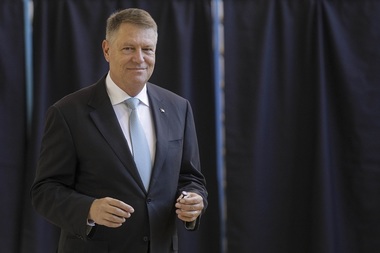  Iohannis:  Nu mă joc, nici nu dictez, prezidez / Ordonanţa 114, şmecherie pesedistă pentru a face rost de bani / PSD , extrem de ostil/ Fără mine, statul de drept din România s-ar fi rupt/ Şi Ludovic Orban i-a adresat o întrebare - VIDEO