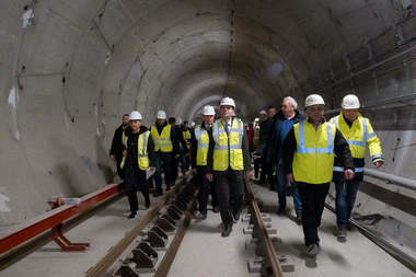 Ministrul Transporturilor spune că Răzvan Cuc a dezinformat în mod deliberat opinia publică spunând că magistrala 5 de metrou va fi gata la sfârşitul anului 2019