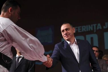 Fifor: Avem cu toţii o răspundere pentru rezultatele de la alegeri, am susţinut deciziile, aproape de fiecare dată, în unanimitate/ Dacă vrem să reconstruim partidul, să spunem lucrurilor pe nume cu onestitate/ Cu certitudine este nevoie de o schimbare