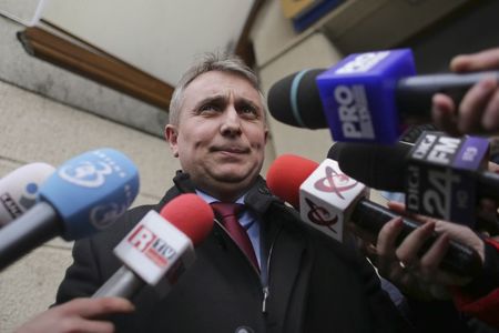 Reacţii PSD după ce ministrul PNL al Transporturilor a semnalat deficienţe la DN15 - Cuc: Bode, acest ministru decorativ găseşte vinovaţi imaginari/ Ionel Arsene îi face public numărul de telefon ”pentru cei care vor să-i ureze sănătate”
