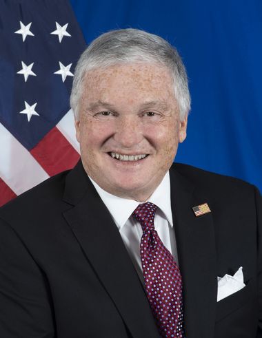 Noul ambasador al SUA în România, Adrian Zuckerman, a înmânat scrisorile de acreditare preşedintelui Iohannis: ”Românii nu au prieteni mai buni decât americanii”