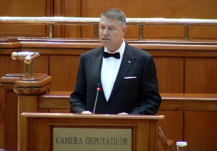 UPDATE - Iohannis, la depunerea jurământului: Voi fi preşedintele tuturor românilor. Nu există mai multe Românii, ci o singură Românie care ne aparţine tuturor şi căreia îi aparţinem / Bilanţul ultimilor 30 de ani este dezamăgitor în raport cu potenţialul