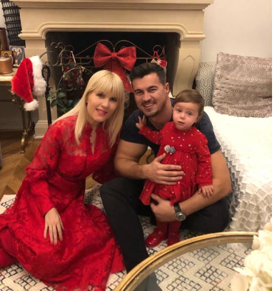 Elena Udrea publică o nouă fotografie cu familia 