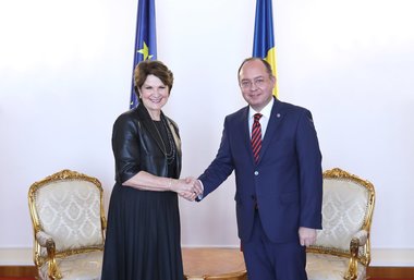 Întâlnire între Bogdan Aurescu şi preşedintele Lockheed Martin Corporation, compania de produse şi servicii militare cu cele mai mari vânzări la nivel mondial/ Dezvoltarea de proiecte comune, cu accent pe noile tehnologii, pe agenda discuţiilor