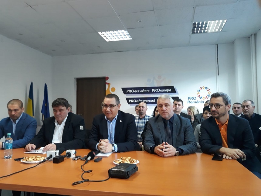 Ponta: Îi înlocuim pe baronii PSD cu baronii PNL. E un blat între PNL şi PSD
